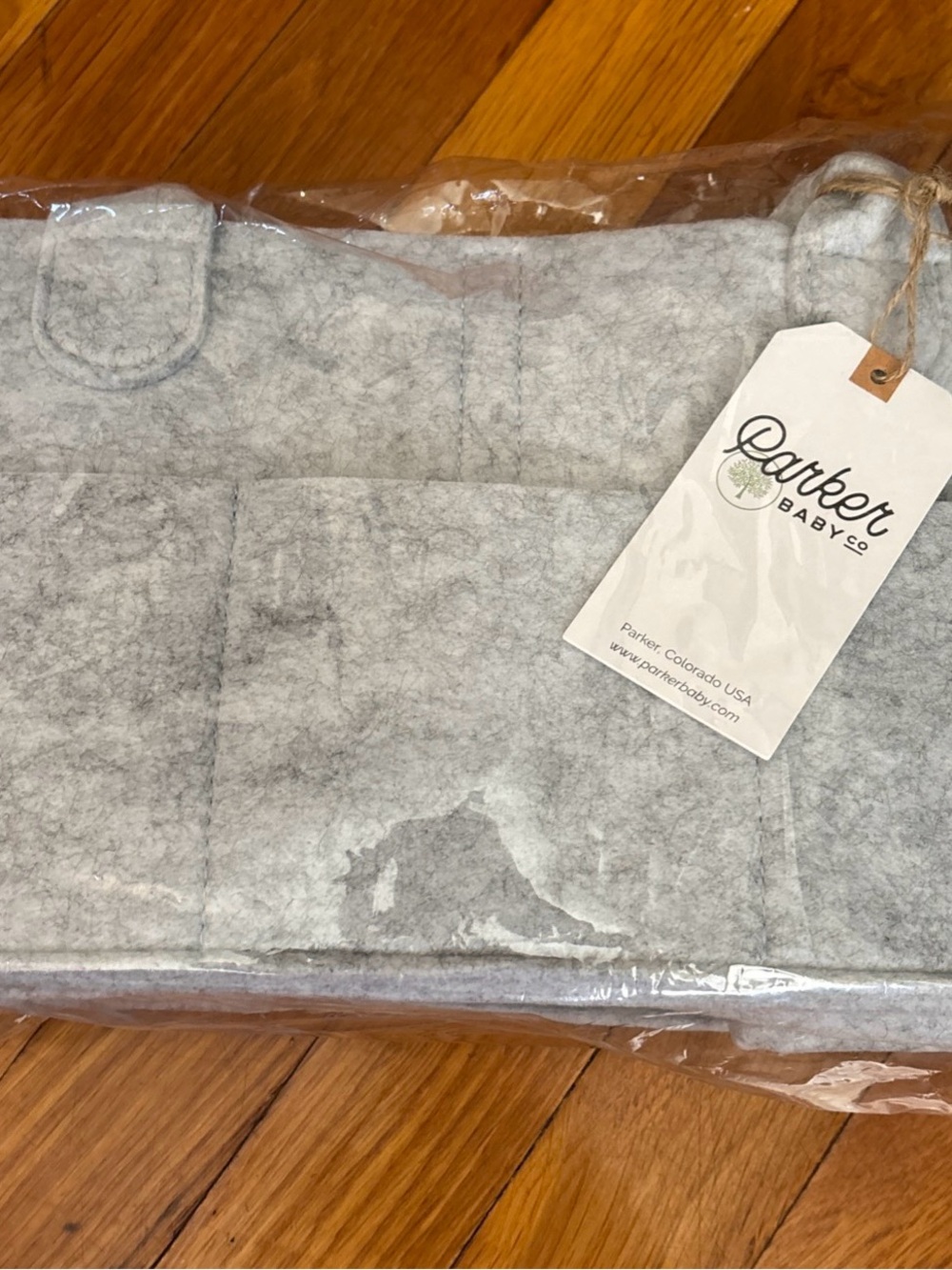 Parker Baby Co. Gray Felt Nursery Storage Caddy w/ exterior pockets foldable.NWT